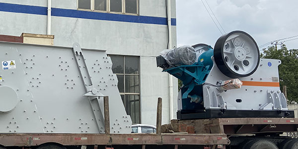 【發(fā)貨現(xiàn)場(chǎng)】秋日發(fā)貨忙！上海東蒙設(shè)備發(fā)貨ing！助力客戶建筑垃圾資源再生項(xiàng)目